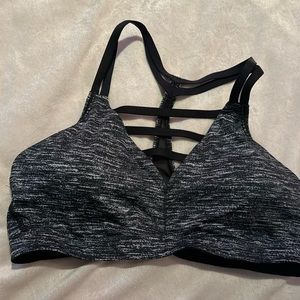 NWOT VS sports bra